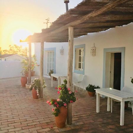 Casa Largo Do Poco Guesthouse Alvor Exterior photo